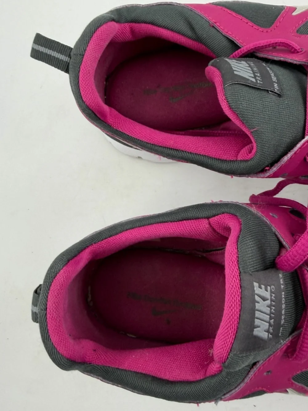 Nike excellent preowned